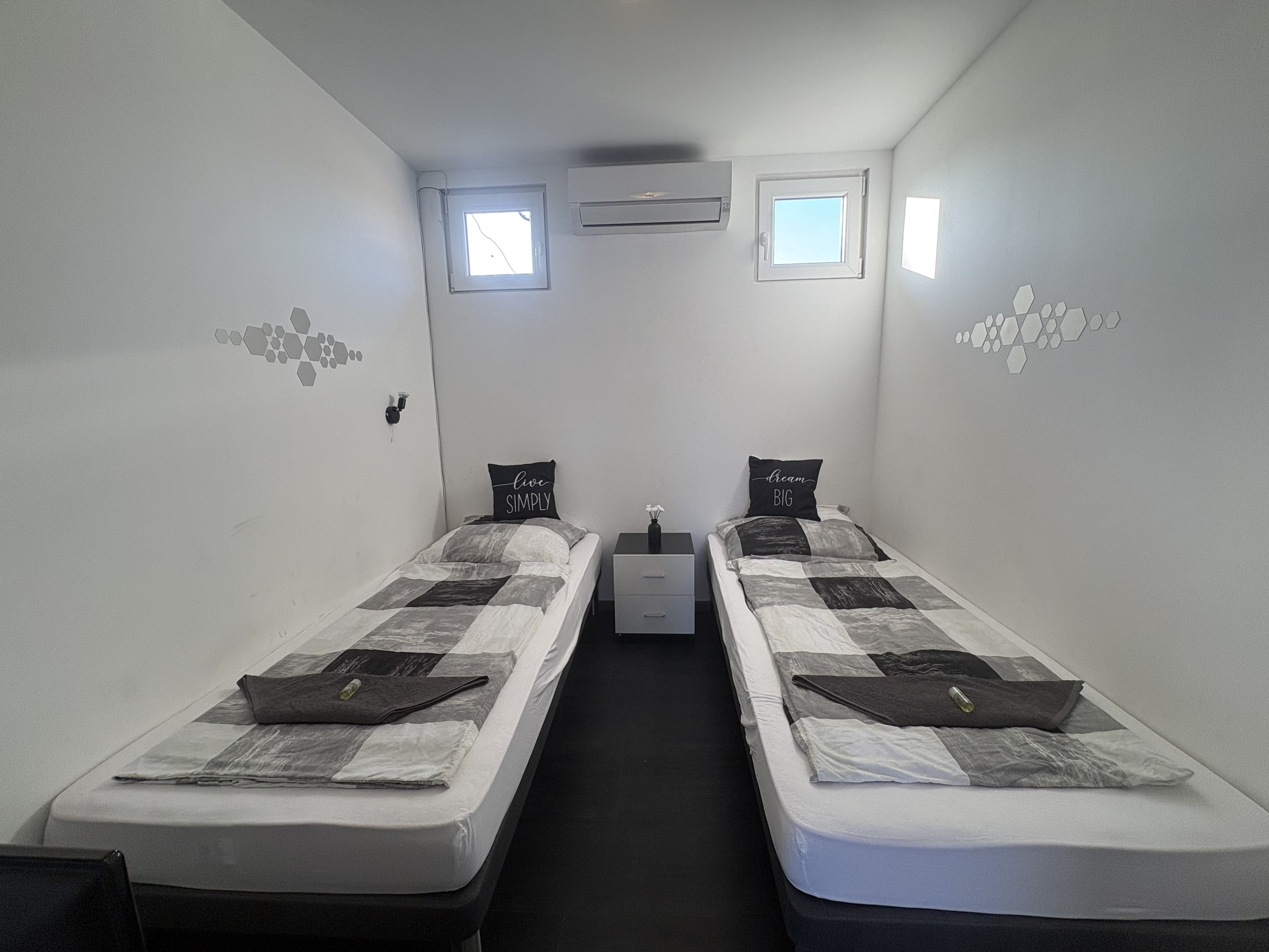 Különágyas - Házastárs Apartman 2