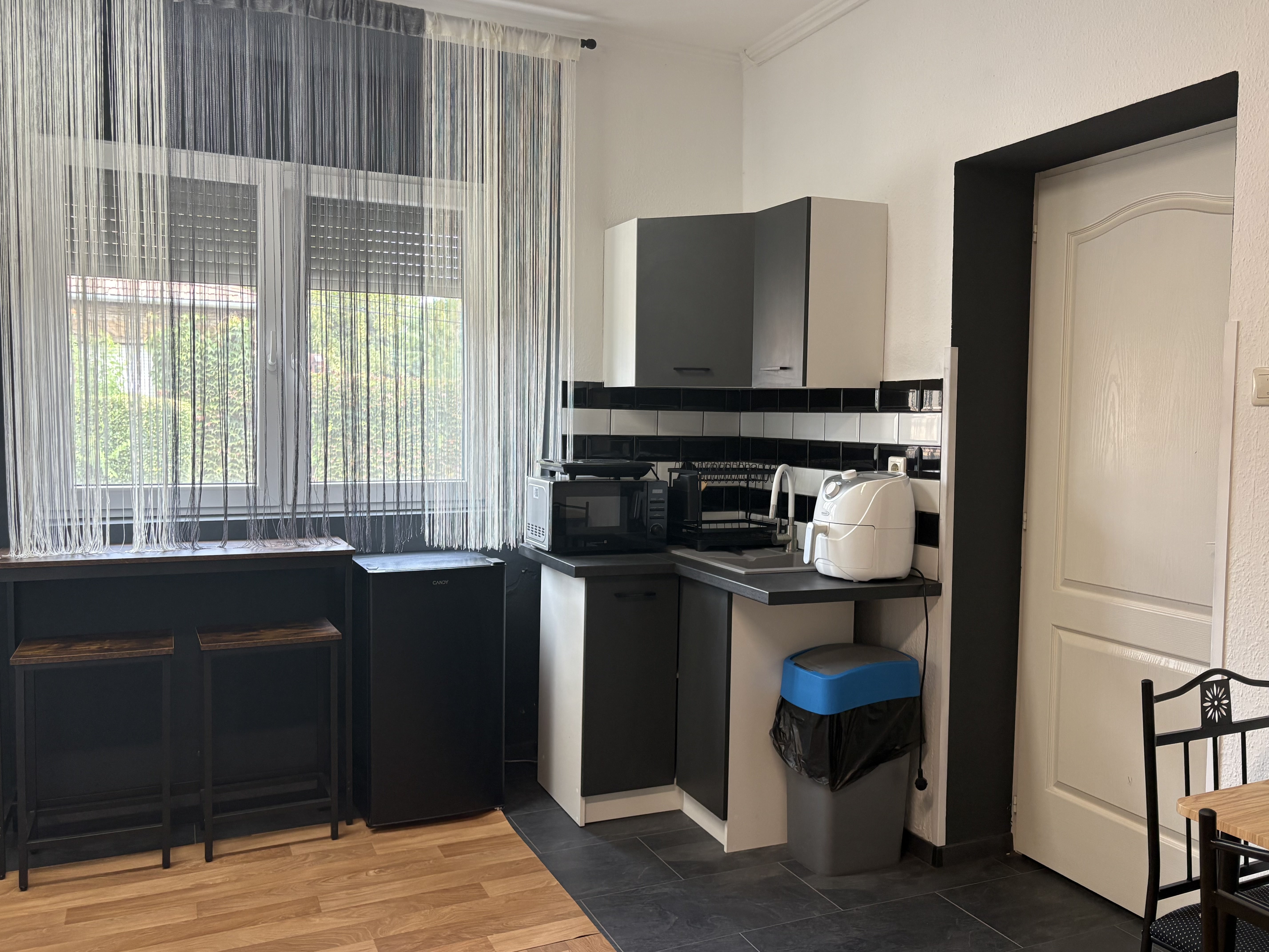 Utcafronti Apartman 5